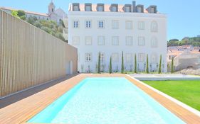 Tp Maestro 74, Lisbon Luxury & Swimming Pool